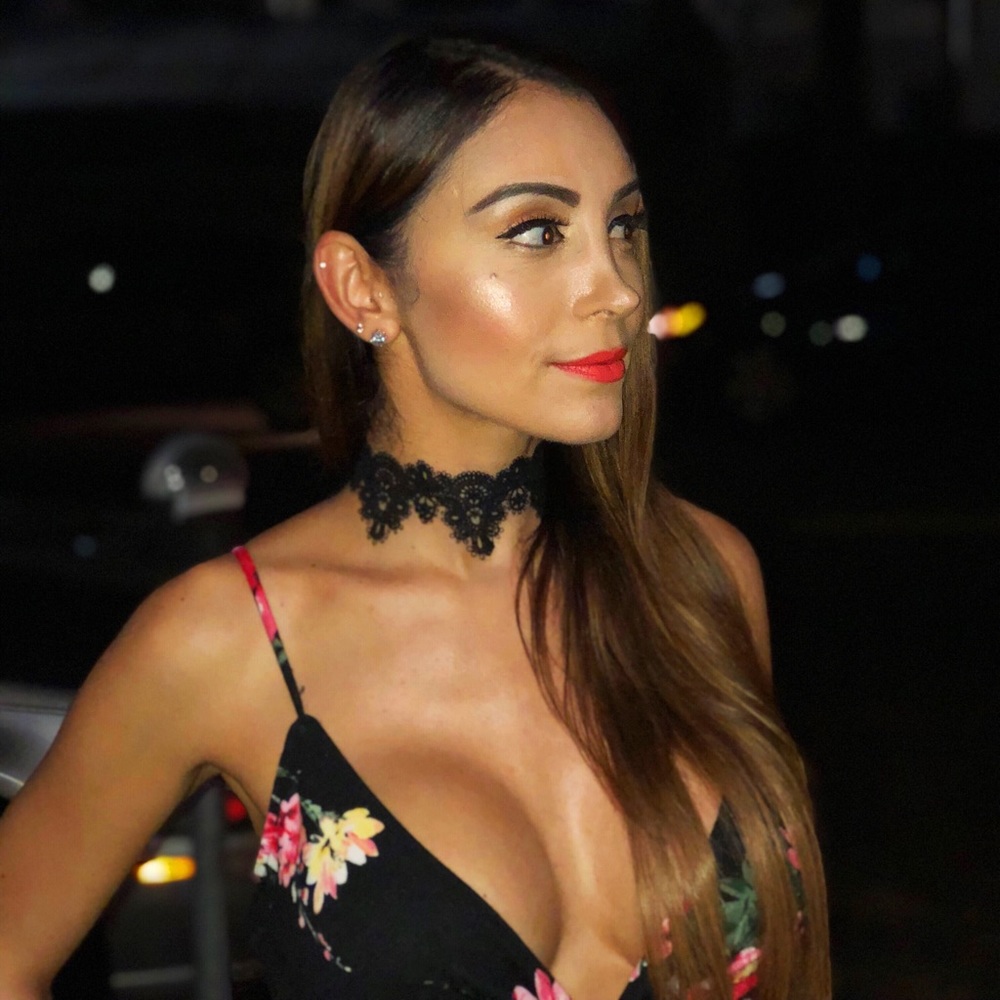 Lace Choker